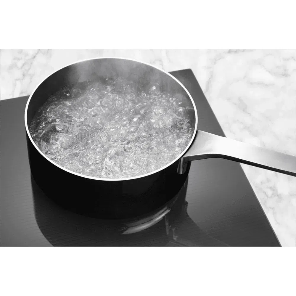 Cooktop 4 Bocas de Indução Electrolux Expert com Flexi Cook e Timer (IE8FB)